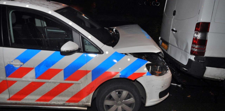 Politie rijdt verdachten klem na achtervolging in Groningen