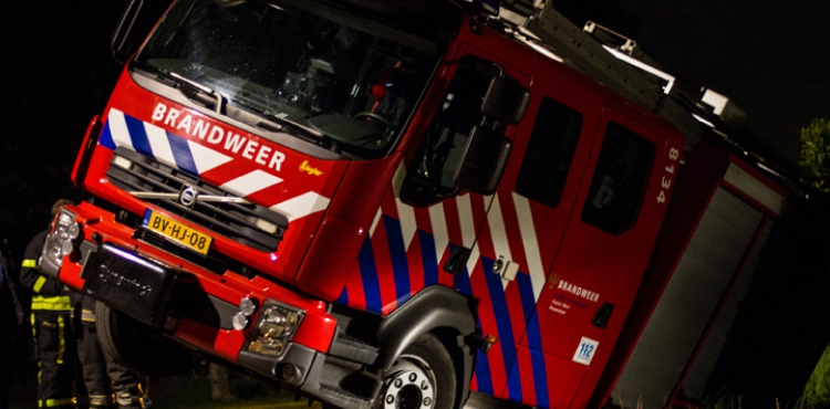 Brandweer Roosendaal in de problemen onderweg naar brand