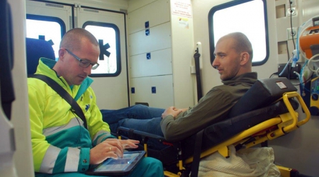 Tablet in iedere ambulance voor overdracht patiënteninformatie