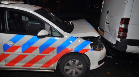 Politie rijdt verdachten klem na achtervolging in Groningen