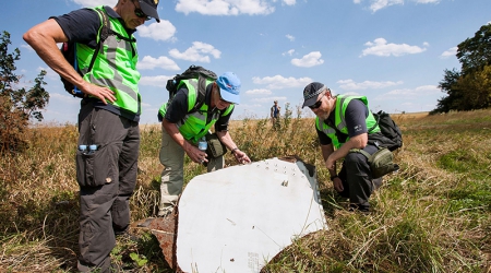 Politieman die MH17-materiaal aanbood niet strafbaar